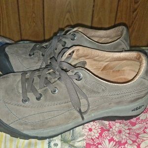 Keen Toyah women's size 7 1/2